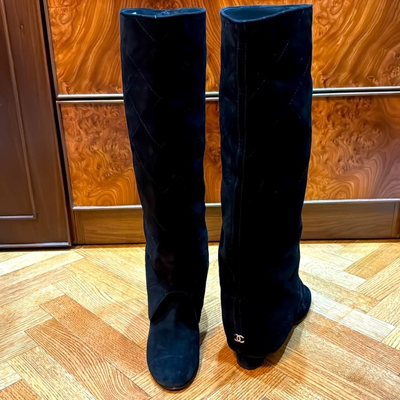 CHANEL pant effect boots - Picture 2 of 7
